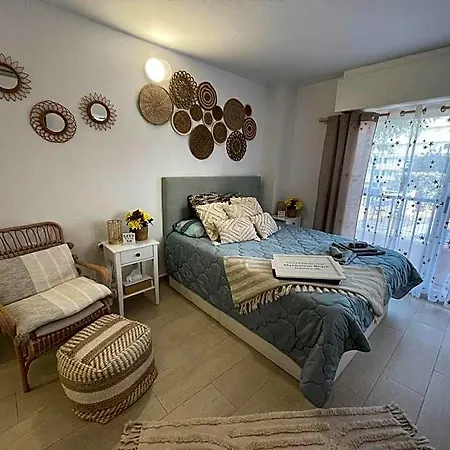 Reel Apartments- Luxury